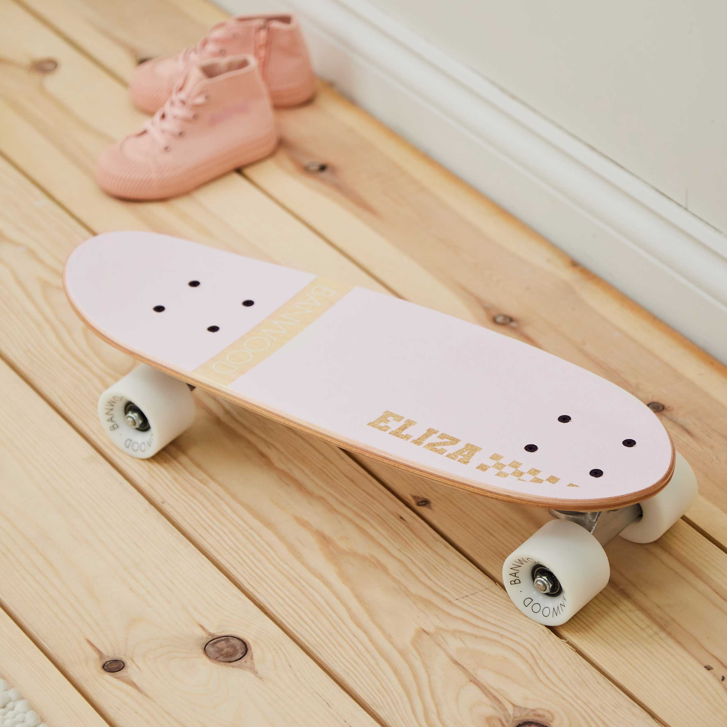 Banwood Pink Skateboard