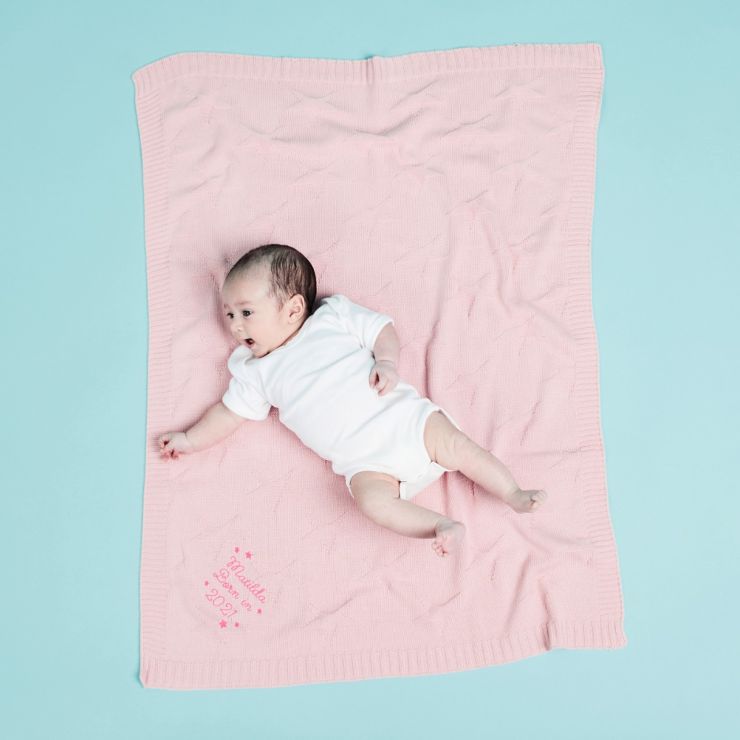 Personalised ‚ÄòBorn in 2021‚Äô Pink Star Jacquard Baby Blanket