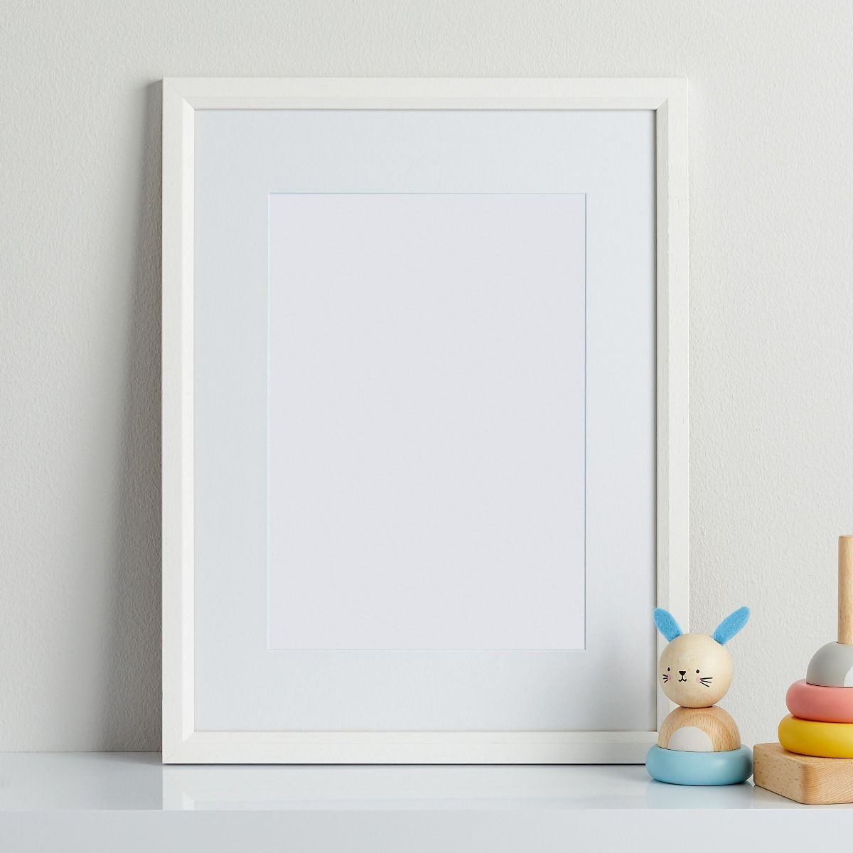 Yes, I would like a white frame for £14.00