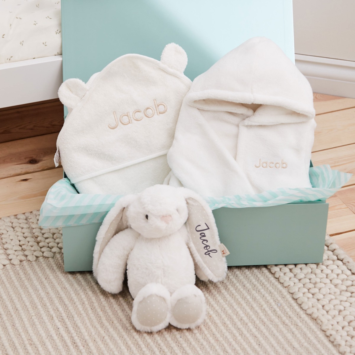 Personalised Ivory Splash, Snuggle & Cuddle Gift Set