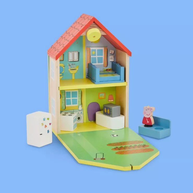 Personalised Peppa Pig Wooden Family Home Toy