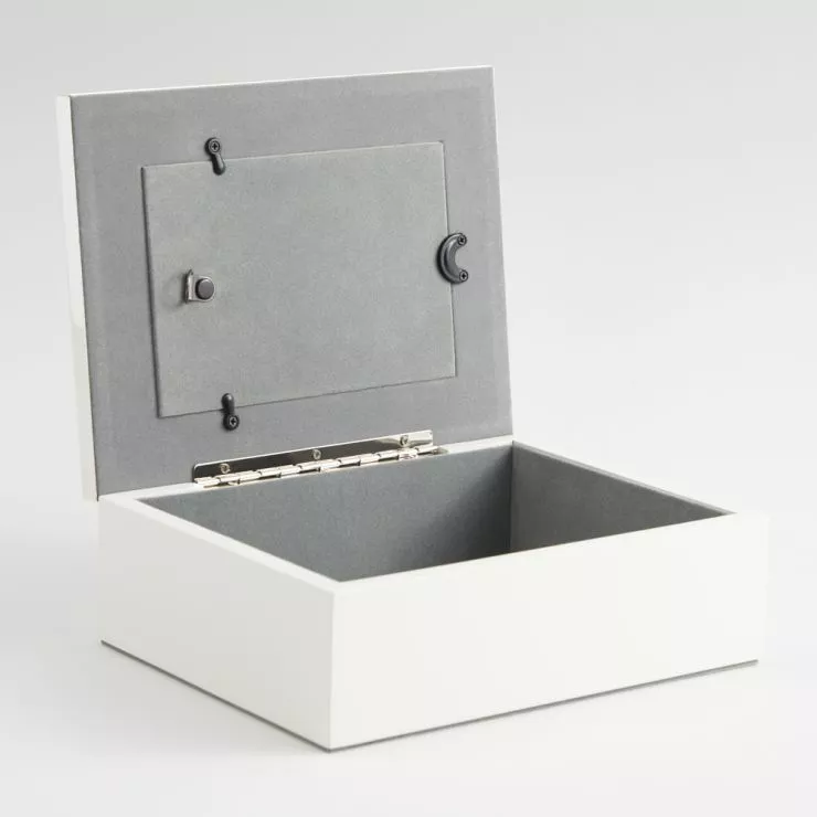 Personalised Silver-Plated 'Welcome to the World' Keepsake Box Open